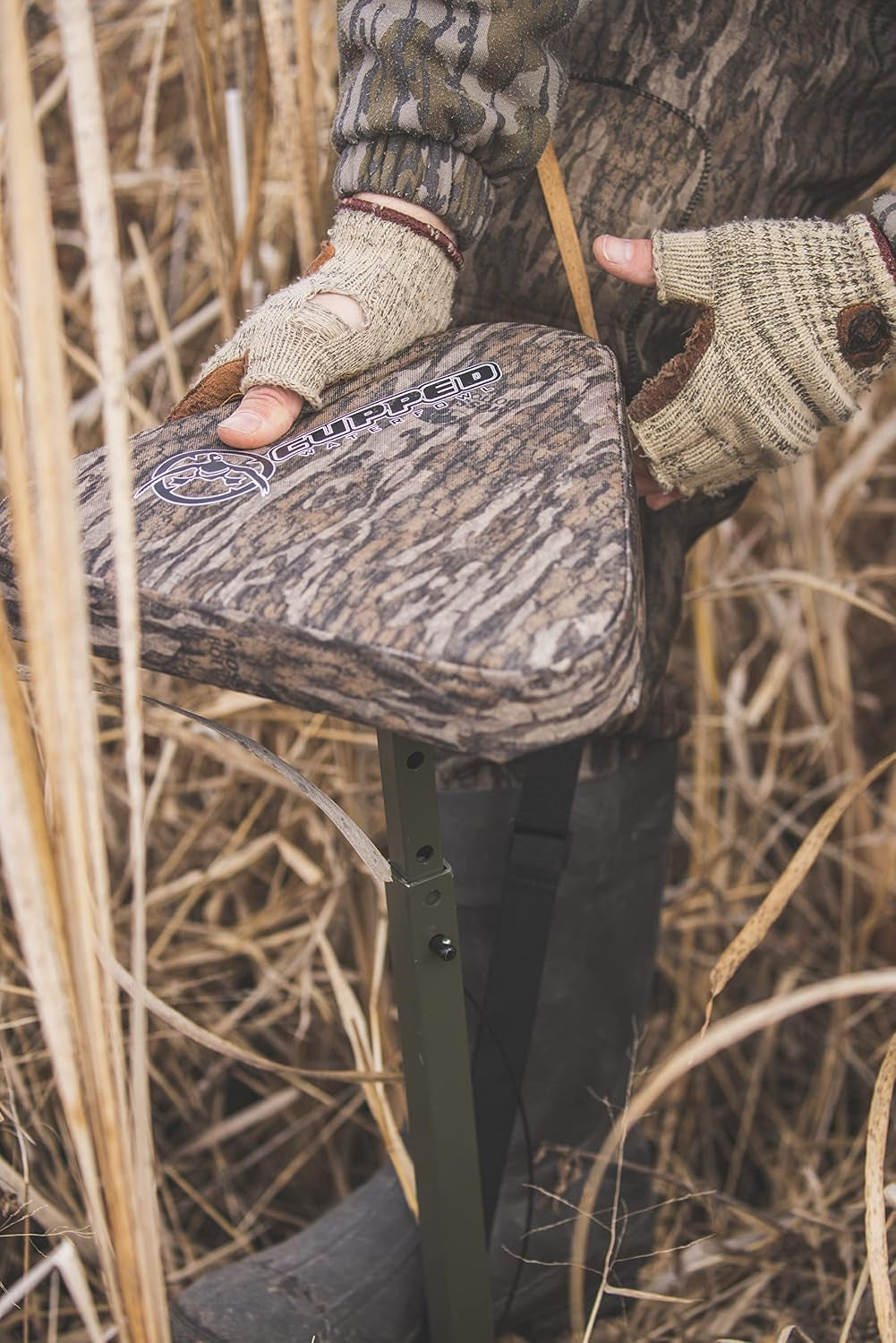 Marsh Hunting Seat, Adjustable 36" Stake Hunting Seat with Carrying Strap